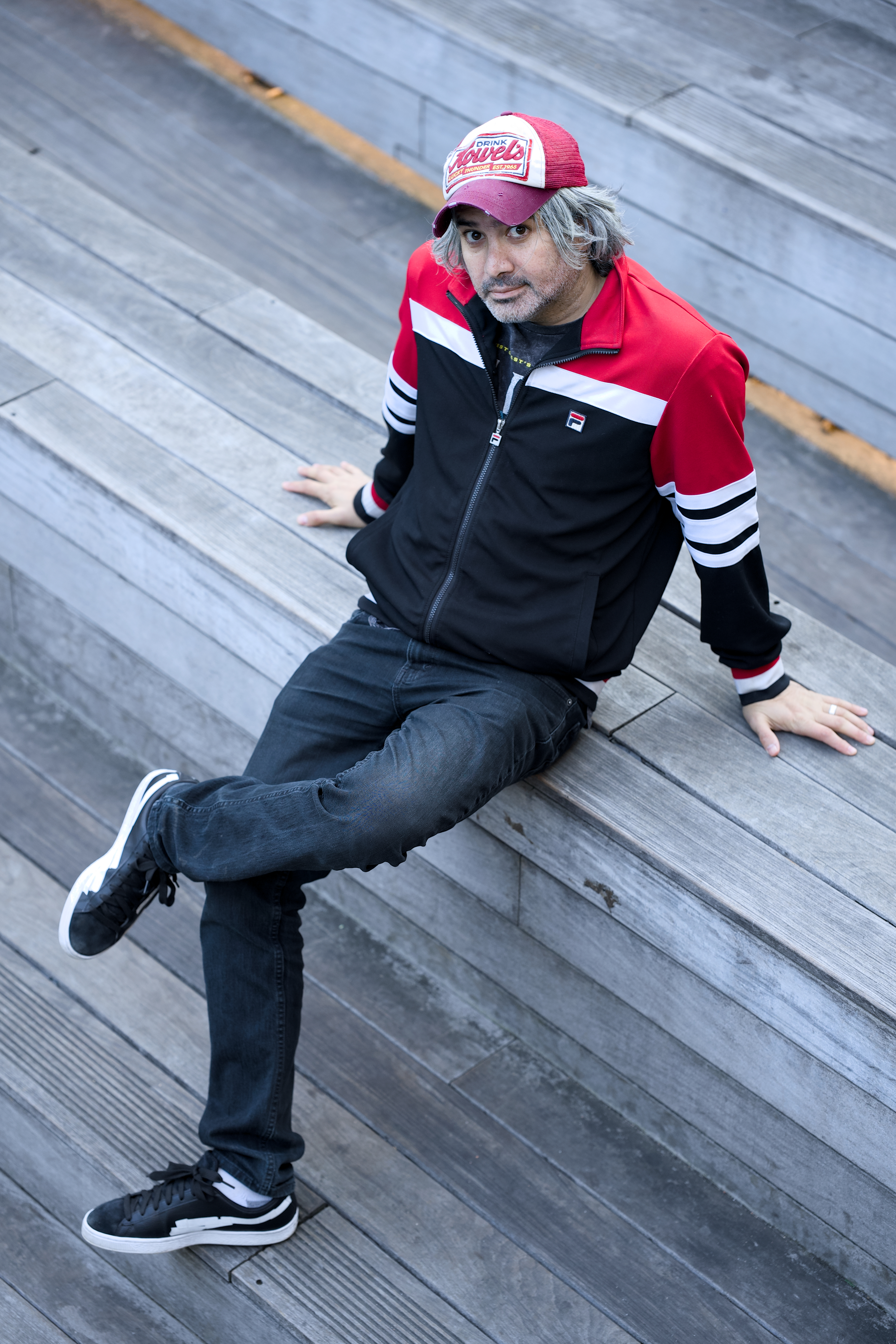Portrait Kayhan Stairs